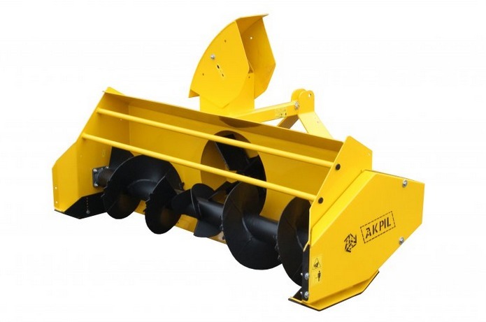 Schneeraummaschine mit einen Rotor "STRATUS 1"