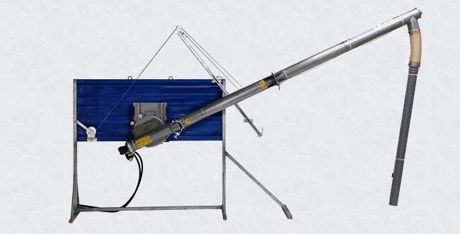 Schneceknforderer mit hydraulischem Antrieb T458- Rohrlange 4 m
