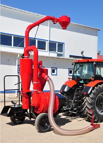 Pneumatische Drcukgebalse T480 mit funfstufen Ventilator Teleskop Gelenkwelle mit Kupplung und hydraulisch klappbaren auslauf 