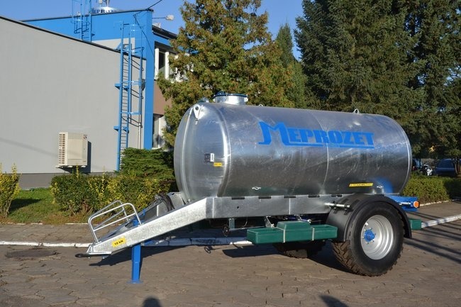 Fass  mit Tr&auml;nkebecken f&uuml;r Tiere  PW-1/4