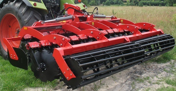 Scheibenegge "OZYRYS BTH60" hydraulisch klappbar